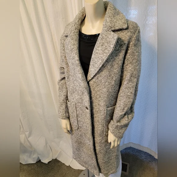 Banana Republic Knit Cocoon Wool Blend Oversized 2 Button Front Coat SZ M Gray - Picture 8 of 12
